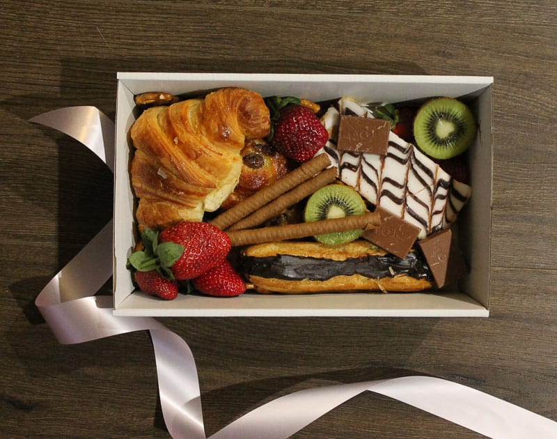 Small French Dessert Box