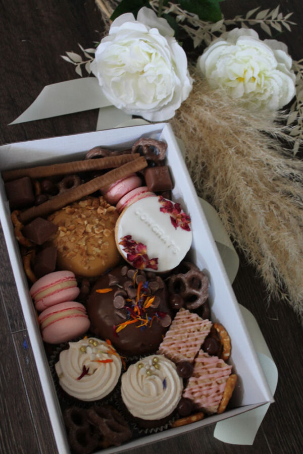 Small magical dessert box
